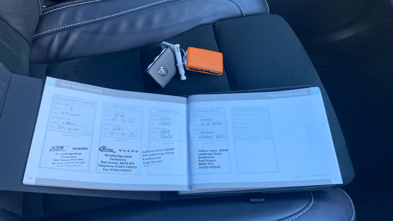 Volvo Xc40 2.0 B4P R DESIGN 5dr Auto Petrol Estate